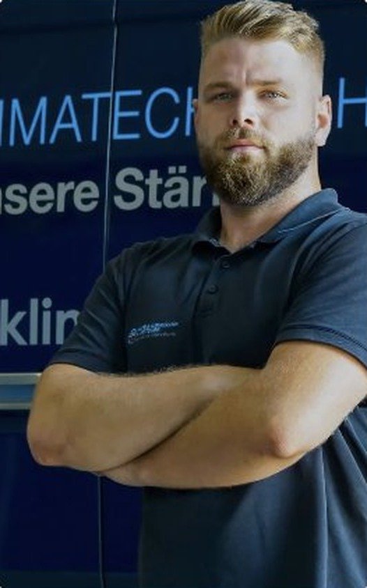 Oli L.